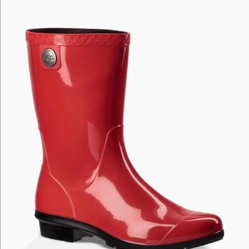 Ugg Boots Size 9 Real Lamb Fur Sienna Tango Red